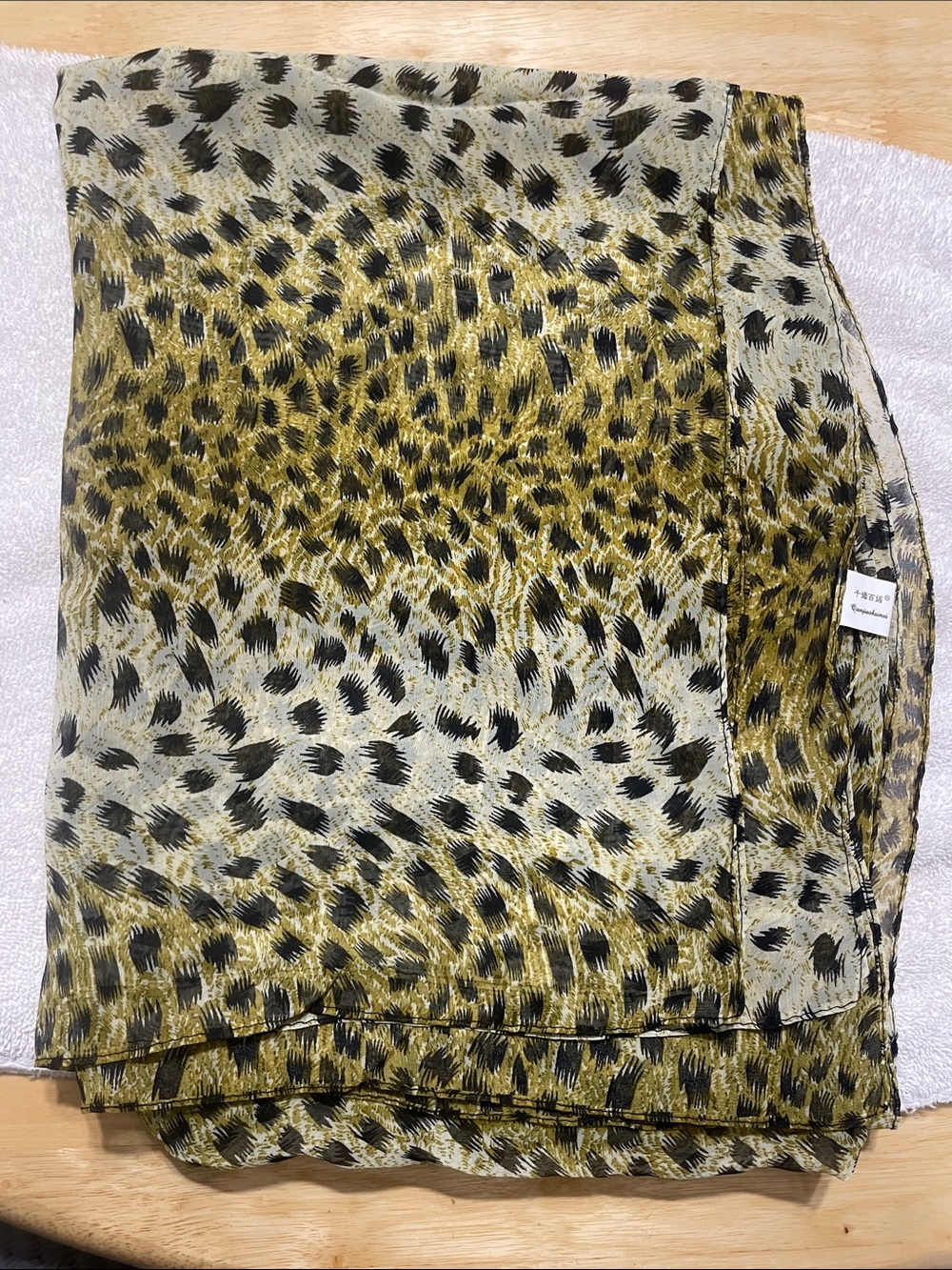 Leopard Print Lightweight Scarf
